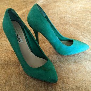 Steve Madden Green Suede Heels  Size 8